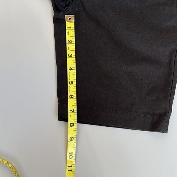 VolcomâBundleâofâ2 KidsâFrickinâChinoâShortsâ(BigâKids)âsizeâ25 - Picture 6 of 8